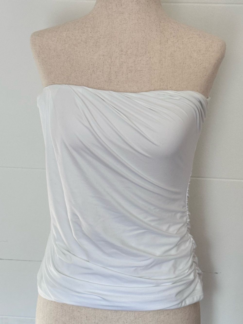 Abercrombie Soft AF White Tube Top Strapless Y2K Inspired Size S